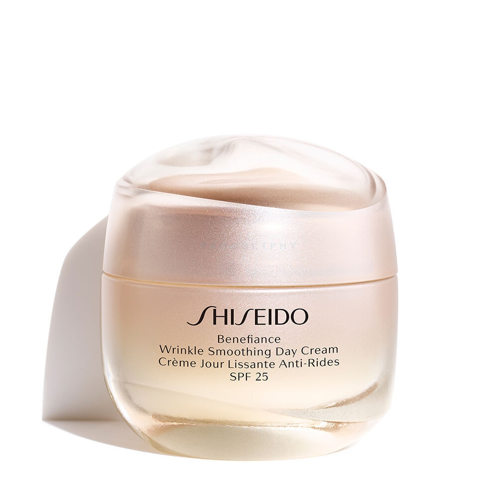 SHISEIDO Benefiance Smoothing Day Cream SPF25